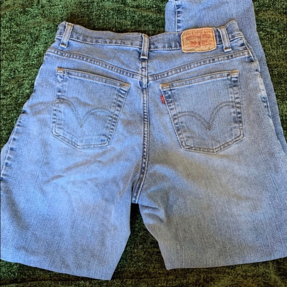 Levi’s 550 Classic Relaxed Tapered Jeans